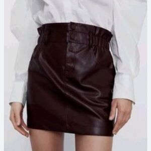 Zara Maroon Faux leather mini skirt